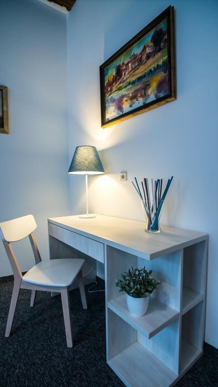Central Hotel Lviv Dış mekan fotoğraf